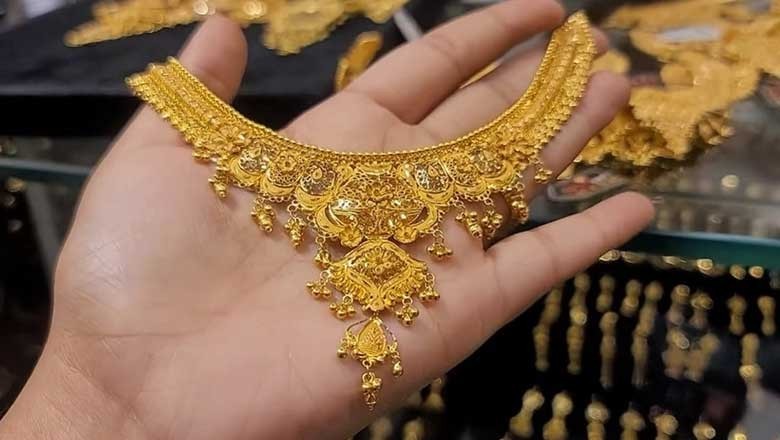سونے کی فی تولہ قیمت میں مزید اضافہ ہوگیا