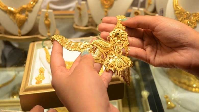سونے کی قیمت آج بھی بغیر کسی تبدیلی کے مستحکم