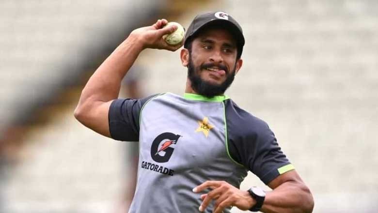 اپنے ٹکٹ خود خریدیں، حسن علی کا مشورہ