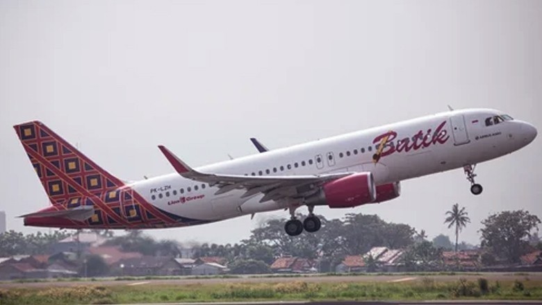 پرواز کے دوران دونوں پائلٹ سو گئے اور جہاز اڑتا رہا