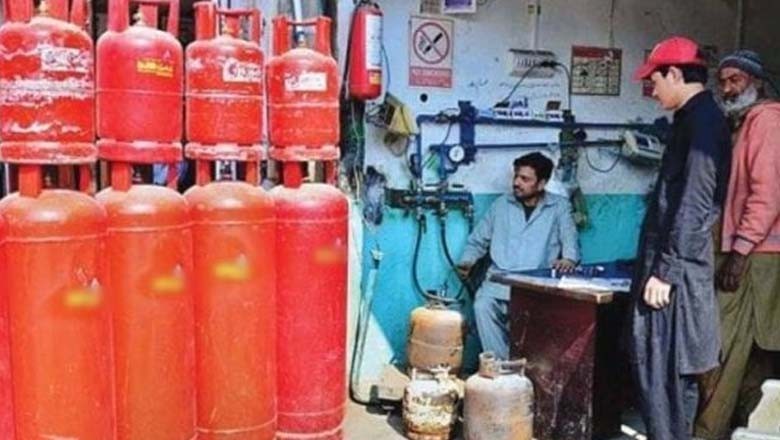 ملک میں ایل پی جی کی قیمت میں بڑا اضافہ