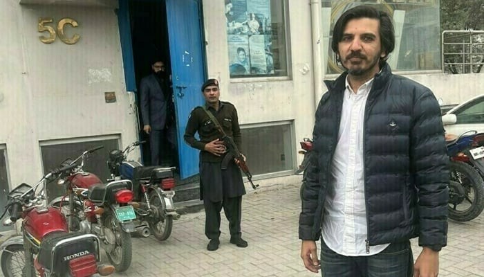 عدلیہ مخالف مہم، اسد طور کی رہائی کا حکم