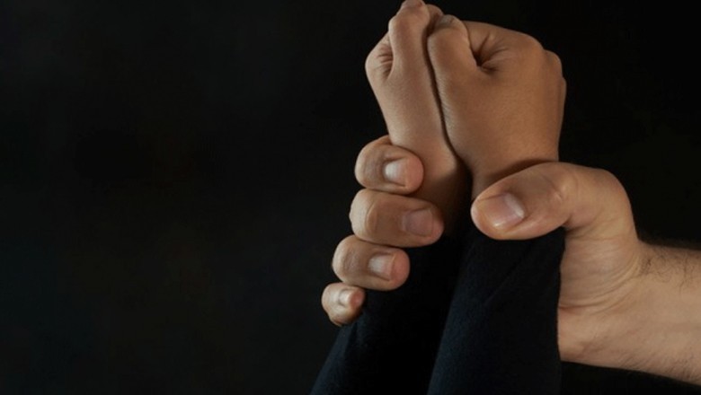 لاہور میں راشن کے نام پر دو نابالغ لڑکیوں سے سگے بھائیوں کی متعدد بار زیادتی