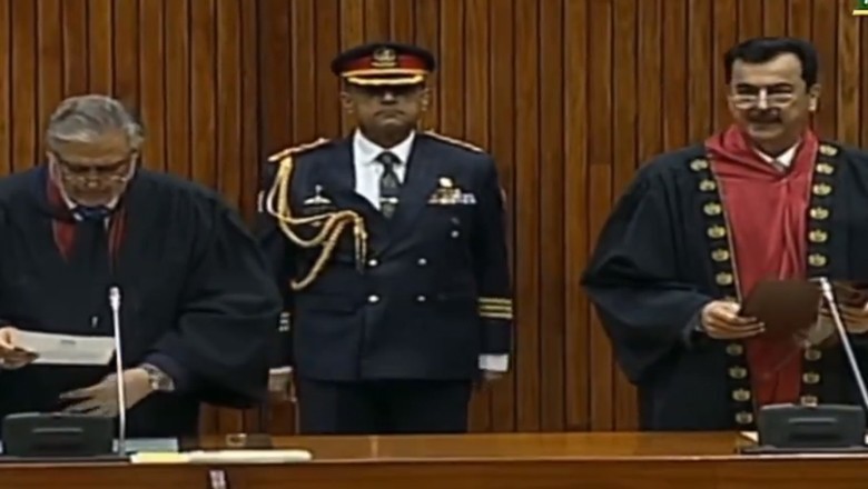 یوسف رضا گیلانی سینیٹ کے بلامقابلہ چیئرمین منتخب