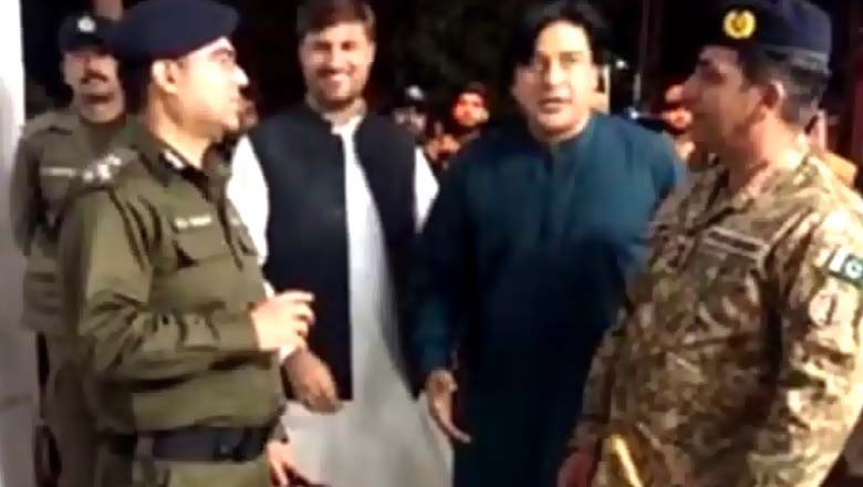 بہاولنگر: چھاپہ مارنے پر ایس ایچ او، اے ایس آئی سمیت دیگر اہلکار گرفتار