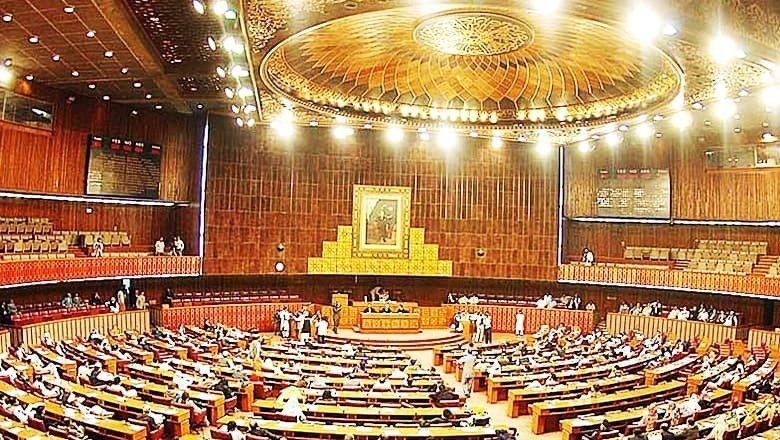 جمشید دستی اور اقبال خان کی رکنیت بحال، اسمبلی میں داخلے کی پابندی بھی ختم