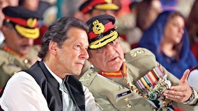 قمر جاوید باجوہ کی عمران خان کیخلاف عدم اعتماد کے ووٹ میں اپنے کردار کی تردید، مجیب الرحمان شامی کا دعویٰ