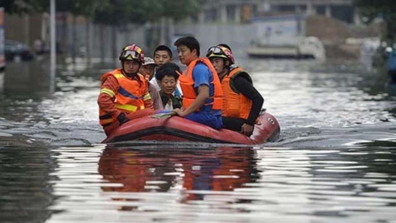 چین، غیرمعمولی بارشوں سے سیلابی صورتحال، متعدد ہلاکتیں