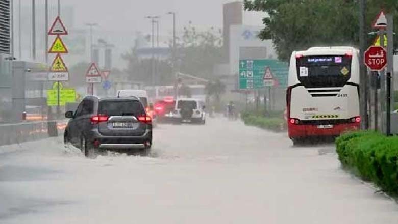 متحدہ عرب امارات میں شدید بارشوں کا الرٹ جاری