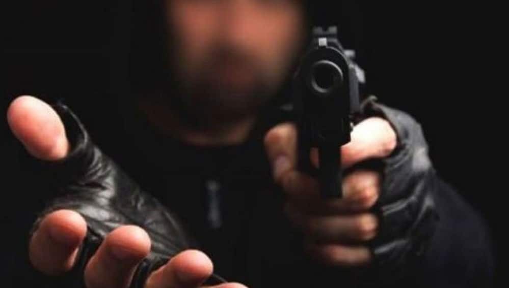 حیدرآباد سے آنے والی بس کے مسافروں کو ڈاکوؤں نے لوٹ لیا