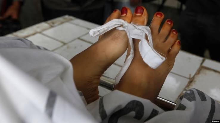 مہندی کی تقریب میں شراب نوشی سے روکنے پر کزن نے دلہا کی بہن کو قتل کر دیا