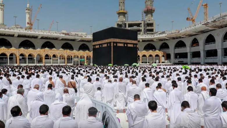 ڈھائی لاکھ سے زائد عازمین حج سعودی عرب پہنچ گئے