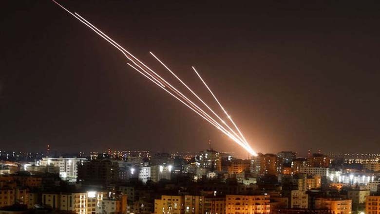 حماس نے  تل ابیب پر راکٹ داغ دیئے