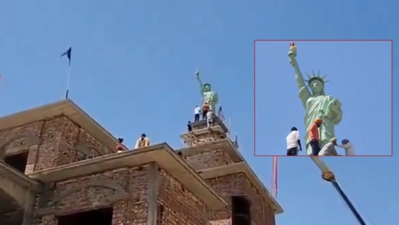 امریکی ویزا مسترد ہونے پر شہری نے گھر پر لبرٹی آف اسٹیچو کا مجسمہ نصب کروالیا