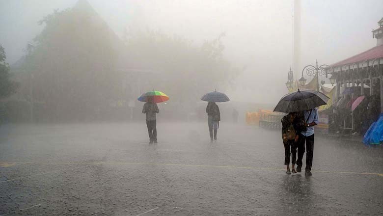 سندھ میں طوفانی بارشوں اور سیلاب کی پیشگوئی، متعلقہ محکموں کو ہائی الرٹ جاری