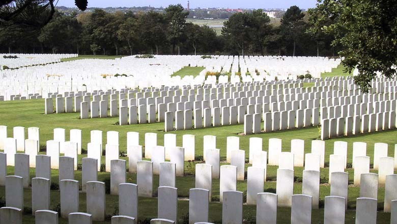 فرانس کا ایسا گائوں جہاں مرنے پر پابندی ہے