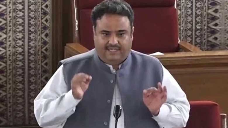 ہندو سینیٹر نے سود پر اللہ کا حکم یاد کرایا، لین دین پر حکومت کو منافق قرار دے دیا