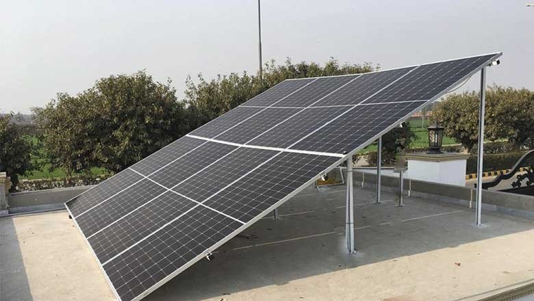 حکومت کا شہریوں کو مفت سولر اور آسان اقساط پر گھر دینے کا فیصلہ