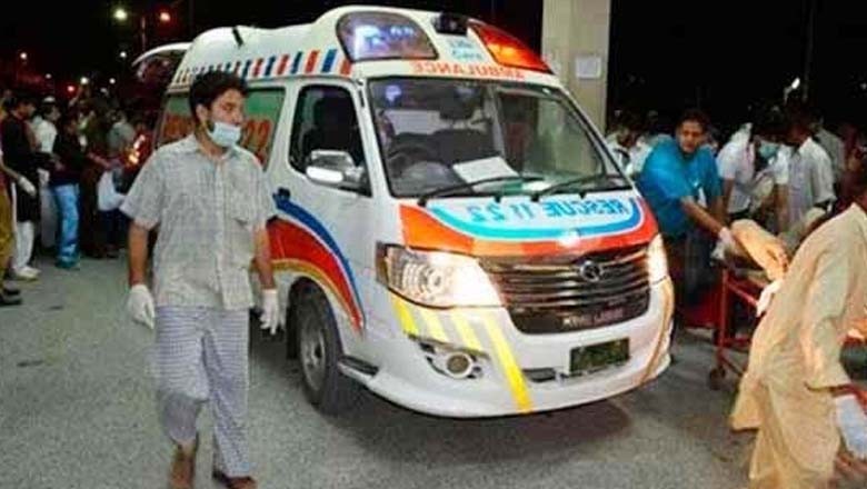 مری میں تیز رفتار گاڑی کھائی میں گر گئی، 2افراد جاں بحق