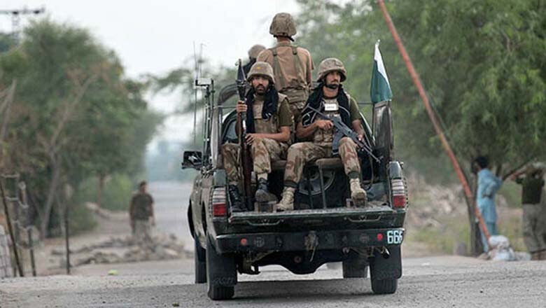 خیبر پختونخواہ میں سیکیورٹی فورسز نے نو دہشت گردوں کو جہنم واصل کردیا