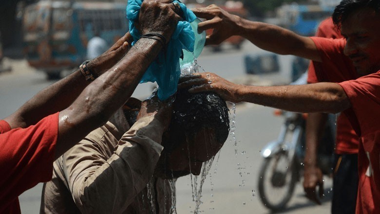 کراچی میں پیر سے شدید گرمی کا امکان