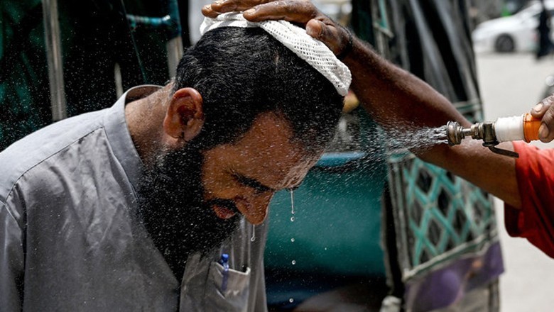 کراچی میں سورج آگ برسانے لگا، محسوس درجہ حرارت 43 ڈگری تک پہنچ گیا