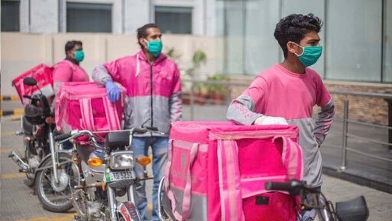 انٹرنیٹ کی سست روی، فوڈ ڈیلیوری والوں کی 70فیصد آمدنی کم ہوگئی، رپورٹ