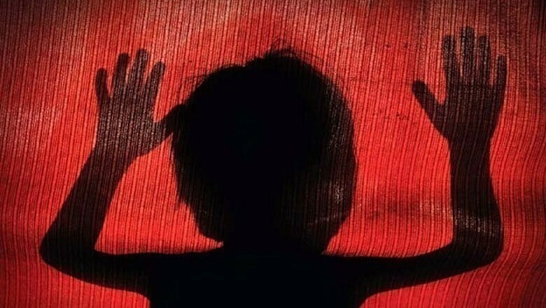 کراچی میں کمسن بچی زیادتی کے بعد قتل، پوسٹ مارٹم میں تصدیق