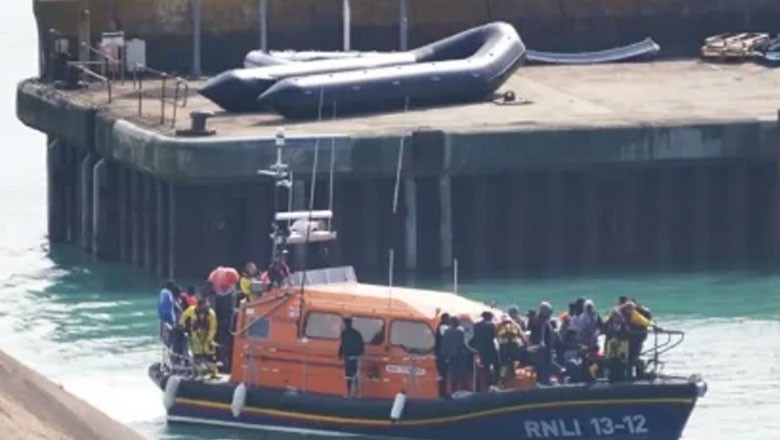 فرانس میں پناہ گزینوں کی کشتی کو حادثہ، ہلاکتیں