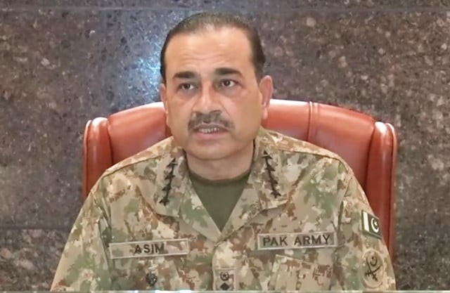 ڈیجیٹل دہشت گردی غیر روایتی، خطرناک ہے جس سے ملی یکجہتی کے ساتھ نمٹیں گے، آرمی چیف