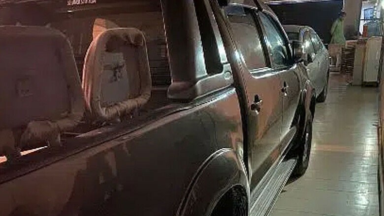 کراچی میں ڈبل کیبن گاڑی کی ٹکر سے نانا اور نواسی زخمی، ڈرائیور نے فرار کیلیے فائرنگ بھی کی