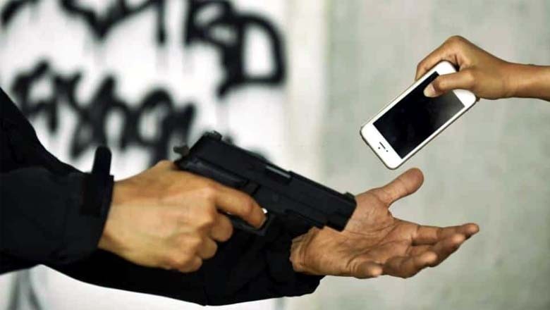 کراچی میں ڈاکو راج، ایک ماہ میں 5951 وارداتیں، 48 شہری قتل