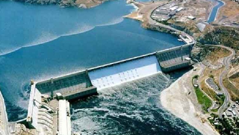 حکومت نے سپریم کورٹ سے ڈیمز فنڈ میں جمع 20 ارب روپے مانگ لیے