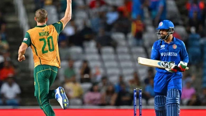 جنوبی افریقا نے تیسرے ون ڈے میں افغانستان کو 7 وکٹوں سے ہرادیا