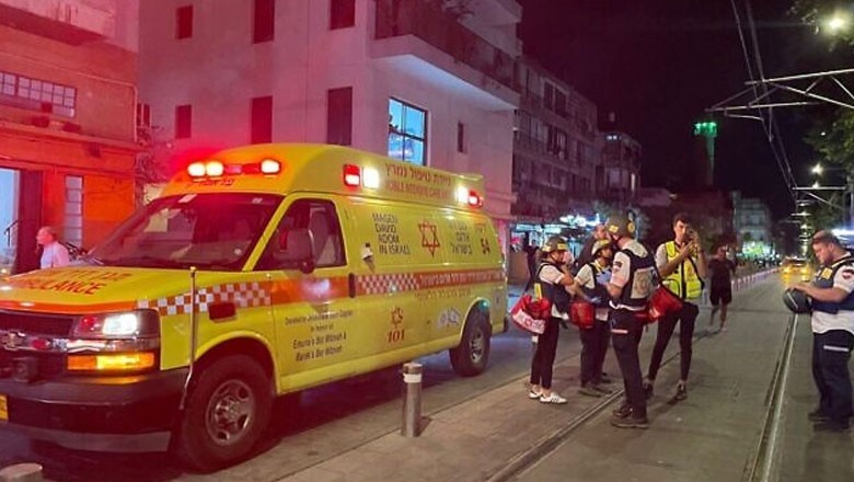 تل ابیب میں دو افراد کا حملہ، 8 افراد ہلاک اور 9 زخمی