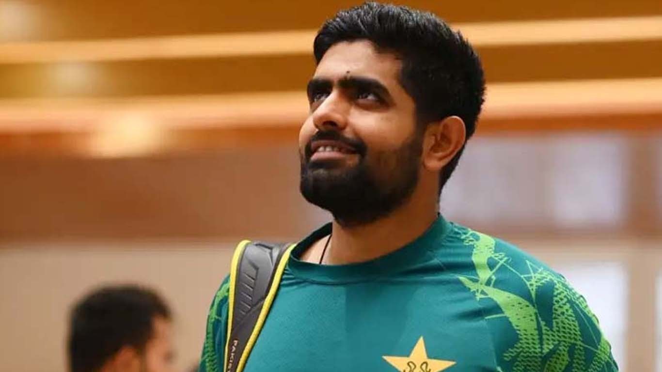 بابر اعظم نے کپتانی سے استعفیٰ دے دیا