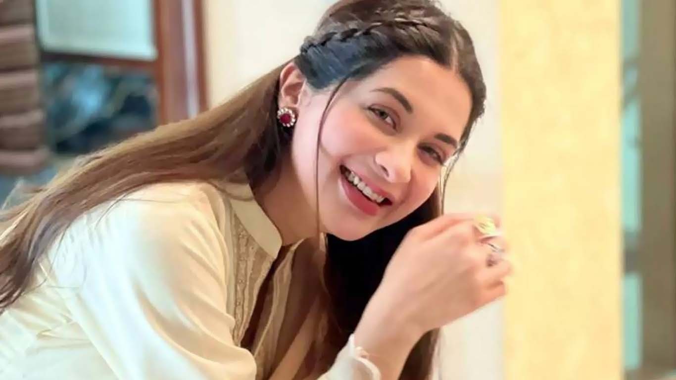 ازیکا ڈینیئل شوبز میں آنے قبل کیا کرتی تھیں؟ اہم انکشاف