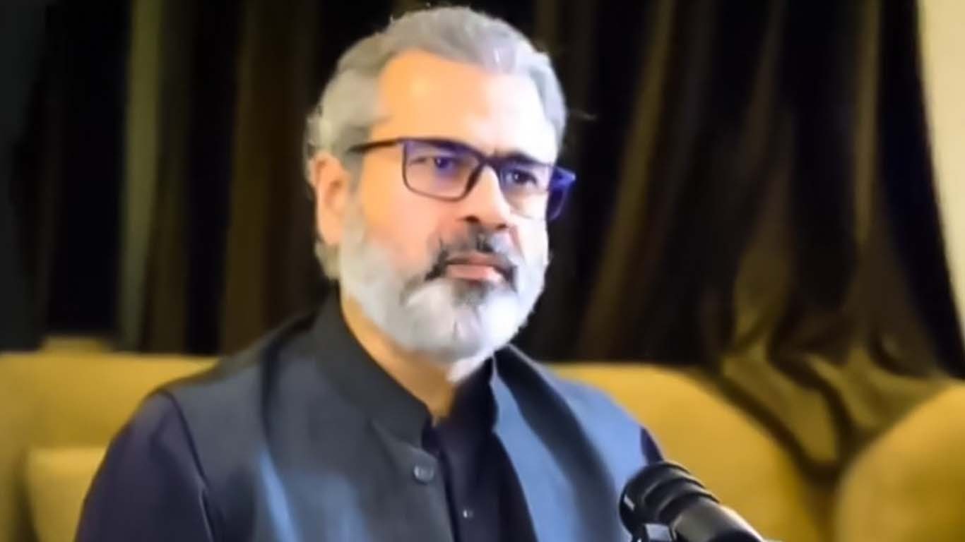 مجھے جبری گمشدگی کے دوران دو لڑکیوں کے ساتھ ویڈیو بنانے کیلئے کہا گیا، عمران ریاض