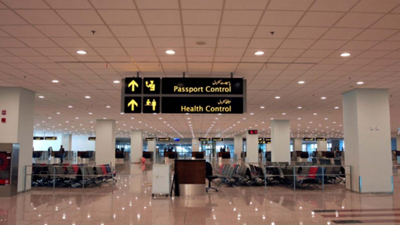 پاکستان کے 8 اہم ایئر پورٹس غیر فعال ہوگئے