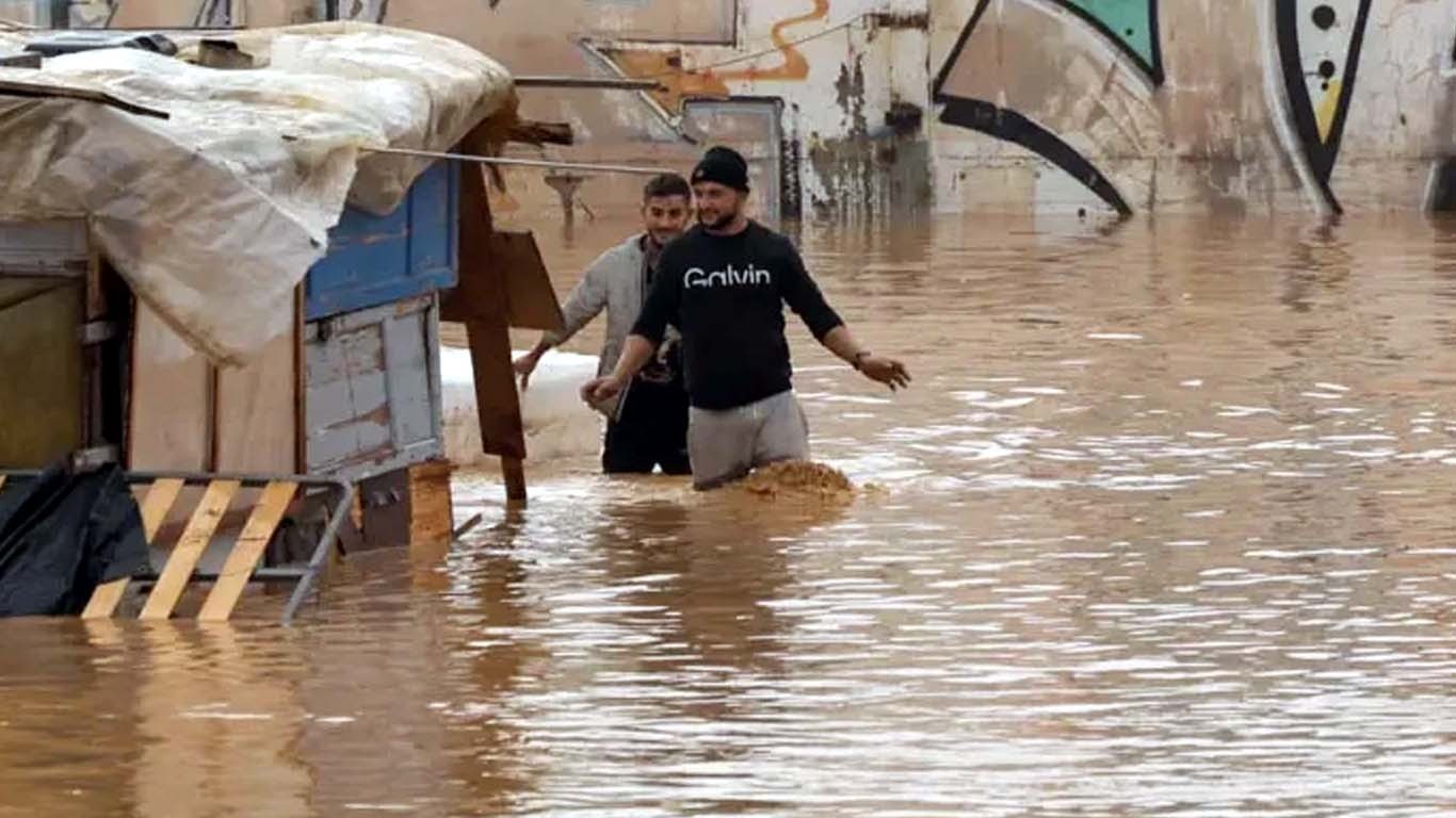 اسپین، ویلنسیا میں سیلاب سے تباہی، 95 افراد ہلاک