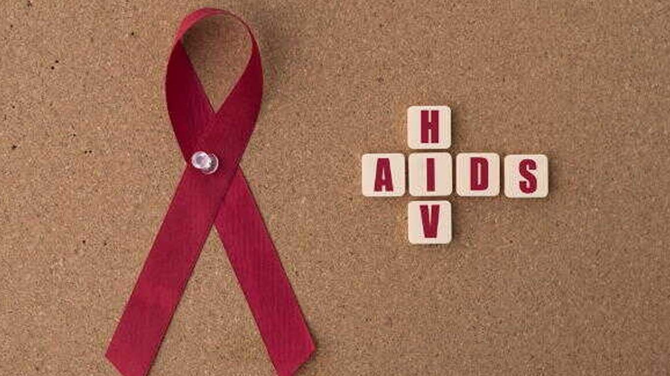 ملتان کے نشتر اسپتال میں 30 مریض ایڈز میں مبتلا