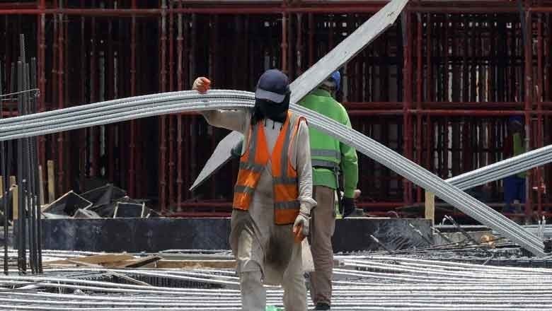 سعودی عرب میں ایک تعمیراتی منصوبے میں کام کرنے والے 21 ہزار مزدور ہلاک اور ایک لاکھ لاپتہ