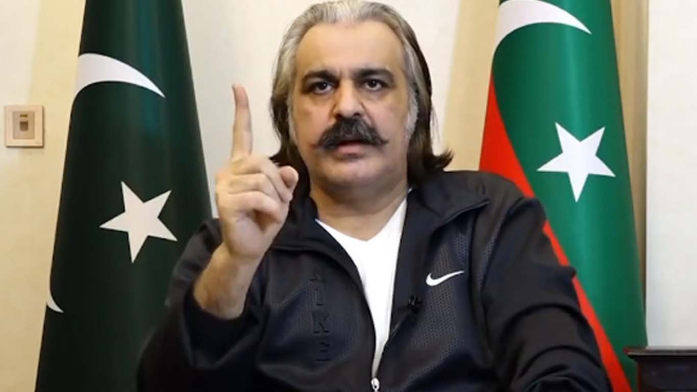 ڈی چوک سے آخر میں نکلا، بشریٰ بی بی کو بچانا اولین ترجیح تھی، وزیراعلیٰ گنڈا پور