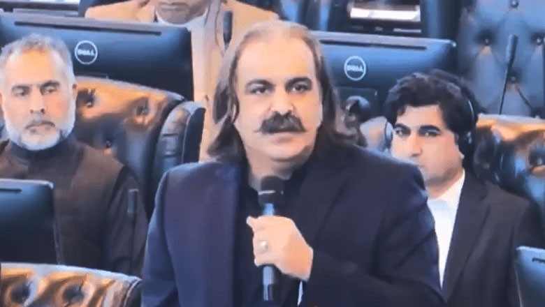تم گورنر راج لگاؤ پھر اگر صوبے میں رہ گئے تو ہم اپنے باپ سے نہیں، وزیراعلی گنڈا پور کا کھلا چیلنج