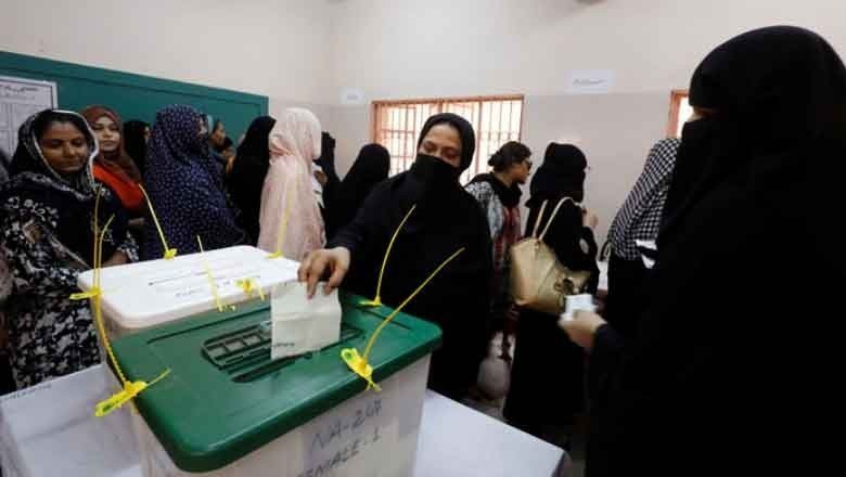 پاکستانی خواتین کی سیاست میں دلچسپی بڑھنے لگی