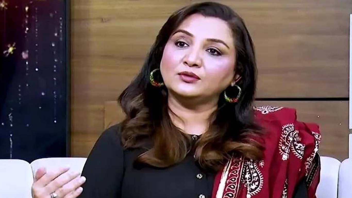 نادیہ افگن نے خلیل الرحمان کے ساتھ کام کرنے سے کیوں انکار کیا؟