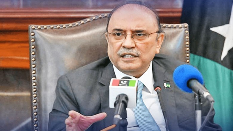 اے پی ایس شہدا اور قوم کی قربانیوں کو ضائع نہیں جانے دیں گے، صدر زرداری