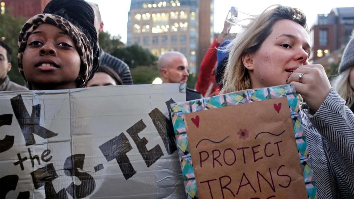 ٹرمپ نے خواجہ سراؤں کے خلاف بڑا اعلان کردیا