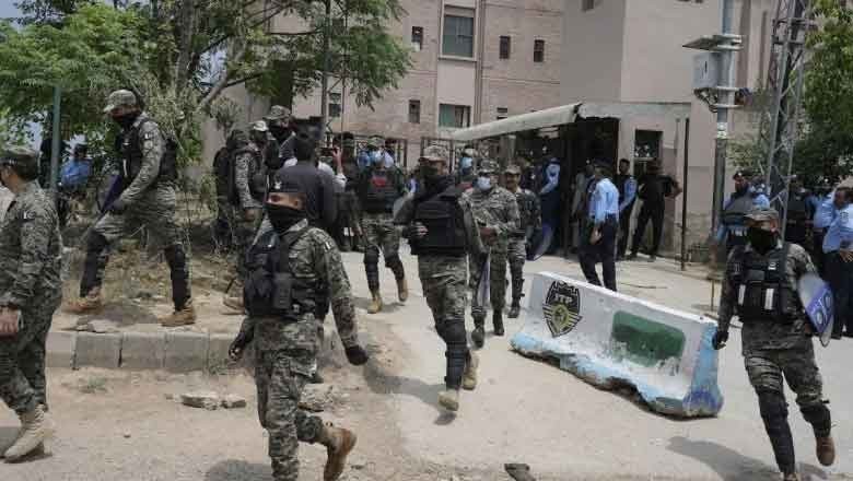 یورپی یونین کا پی ٹی آئی کارکنان کو فوجی عدالتوں سے سزا پر شدید ردعمل