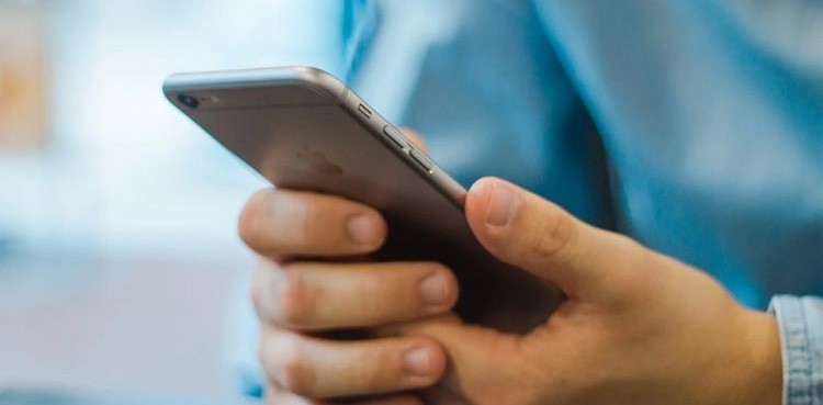 موبائل صارفین کے اربوں روپے واپس کرنے کا حکم